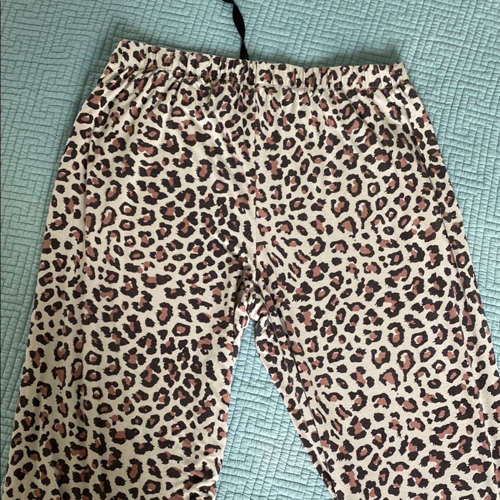 Victoria’s Secret Leopard Print Lounge Pants - Picture 6 of 6